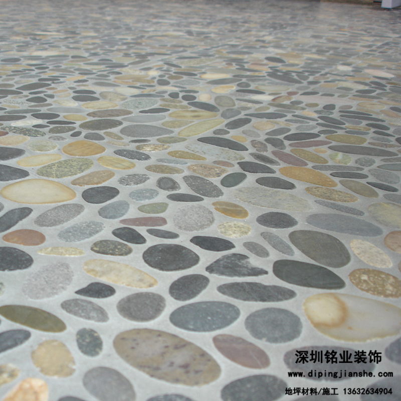 仿鵝卵石的壓模地坪鋪裝